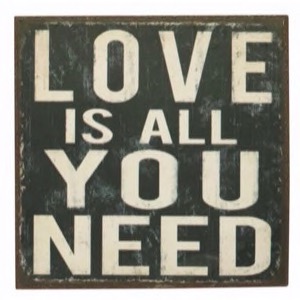 Magnet 7x7cm Love Is All You Need